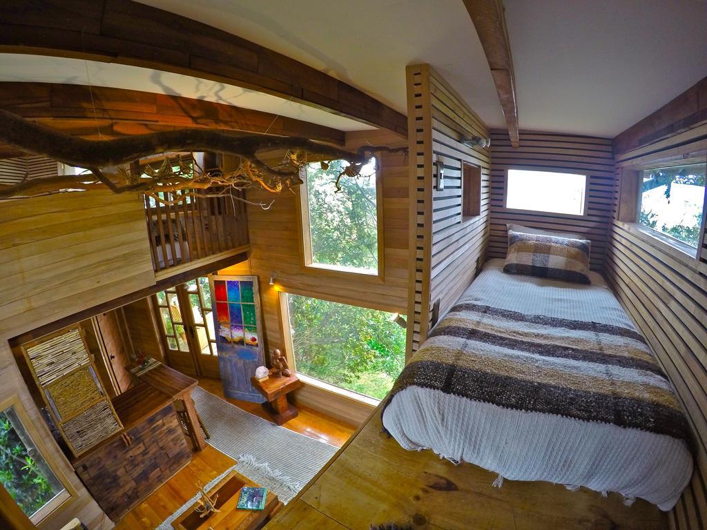 הוילה קסטרו La Casa Del Arbol De Chiloe מראה חיצוני תמונה