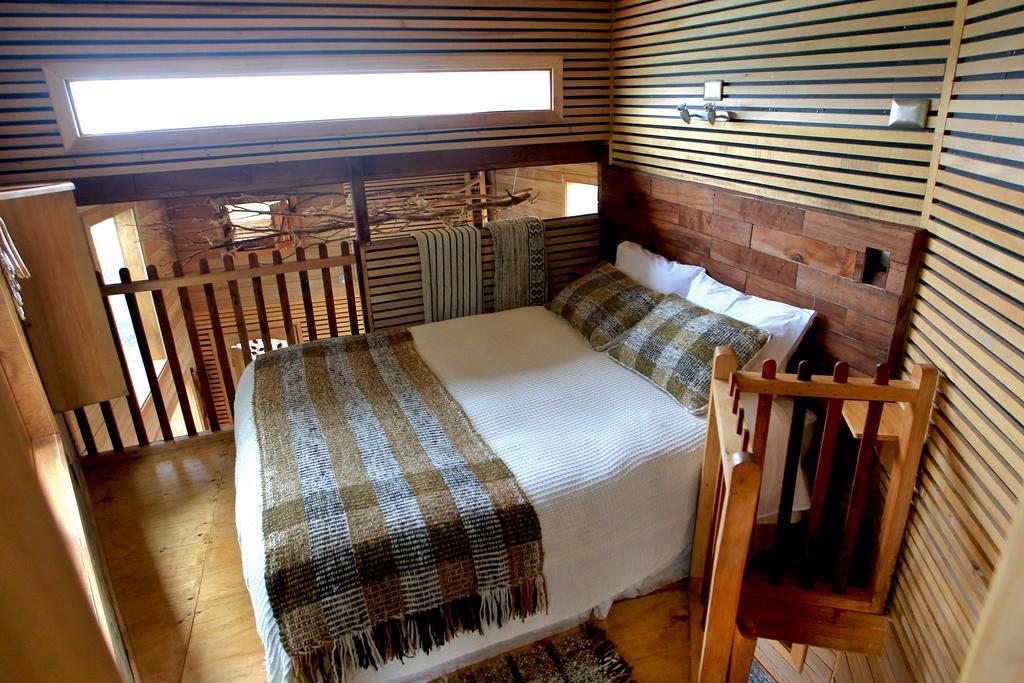 הוילה קסטרו La Casa Del Arbol De Chiloe מראה חיצוני תמונה